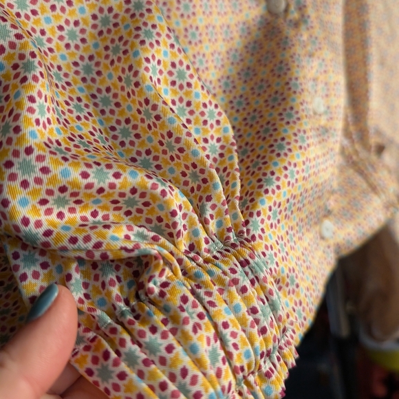 132.Zara Women's Patterned Button-Up Top - Picture 3 of 5